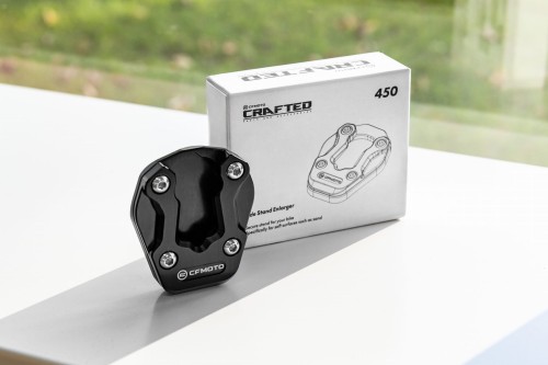 Przejdź do produktu Poszerzenie Stopki Bocznej CFMOTO 450MT – Czarne