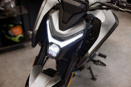 Motocykl CFMoto 125NK | Gem Black | Wyprzedaż rocznika