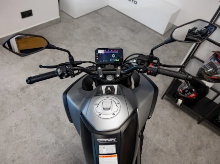 Motocykl CFMoto 125NK | Gem Black | Wyprzedaż rocznika