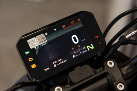 Motocykl CFMoto 125NK | Gem Black | Wyprzedaż rocznika