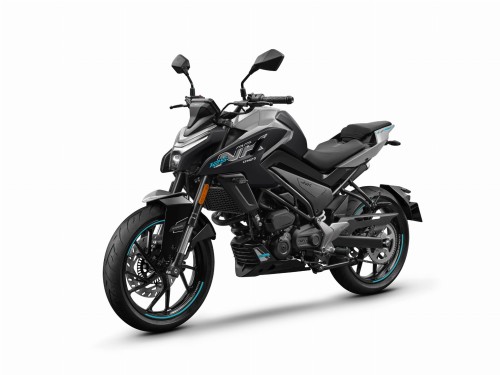 Przejdź do produktu Motocykl CFMoto 125NK | Gem Black | Wyprzedaż rocznika