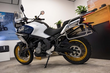 Motocykl CFMOTO 700MT | Nebula White