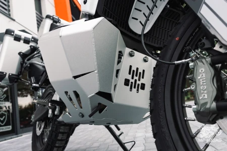Osłona aluminiowa silnika srebrna CFMOTO 1000MT-X